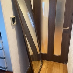 自立式の全身鏡