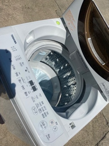 東芝　ザブーン　洗濯機　AW-6D6 2019年製　6kg●AA08W025