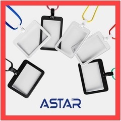 【新品未使用】【最終価格】IDケース　IDカードケース　ストラッ...