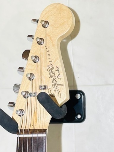 Squier by fender ストラトキャスター　水色とRolandアンプ機材セット
