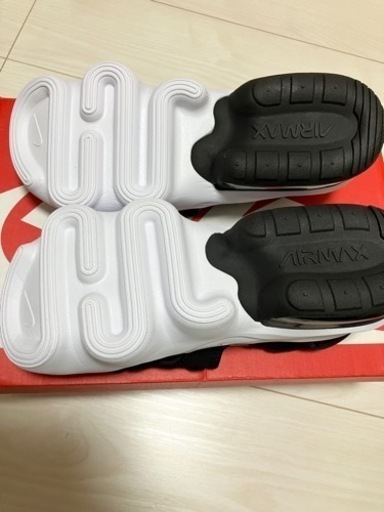新品 NIKE エアマックスココ 白黒 25cm AIR MAX KOKO