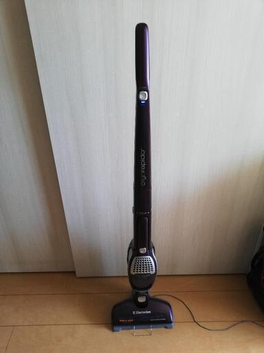 10月中に処分 electrolux エレクトロラックスergorapidoエルゴラピード掃除機2in1スティックコードレス掃除機