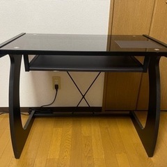 至急！！ニトリ　ガラス　デスク　8/29日まで！