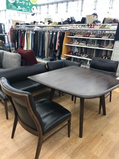 ★ジモティ割あり★  ダイニングセット　4人用 ブラック H65×W106×D108 クリーニング済み KJ2602