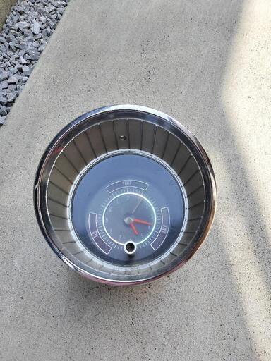 1965ビュイックワイルドキャット時計