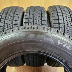 中古タイヤ　BRIDGESTONE  BLIZZAK  VRX 2  175/65R14  82Q  バリ溝　ヴィッツ　キューブ　パッソ　コルト等　a33の画像