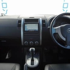 ✨4WDでBluetooth付ナビは最強でしょ😎　日産　エクストレイル