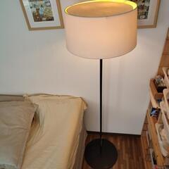 無印良品　フロアランプ
