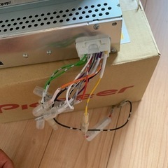クラリオン　12v Bluetooth オーディオ　1din 小物入れ付きの画像