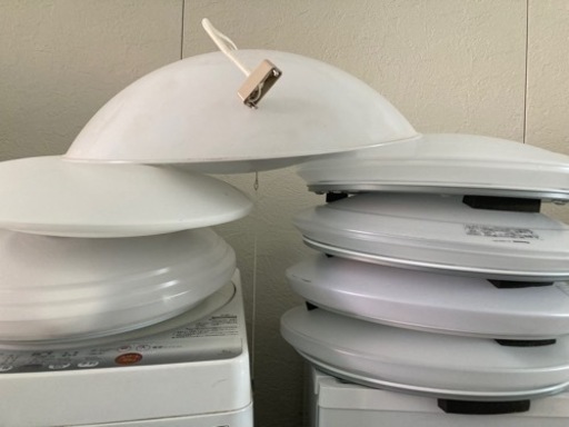 LED照明器具、2セットで3000円要説明文在庫確認。