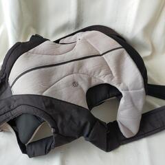 【お取引完了】新生児から使える抱っこ紐　コンビ　ninna nanna