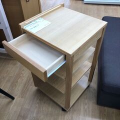 ★ジモティ割あり★  サイドテーブル  W43×D41×H74 クリーニング済み SJ3062の画像
