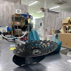 中古品 □ makita 充電式草刈機 MUR190SDSF □ M □ ITXOQTZM72IWの画像