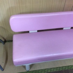 🎉 Takada Bed ロビーチェア 背付き 長椅子 ピンク 横幅181cm 奥行50cm 高さ73 ベンチ イス 高田ベッドの画像