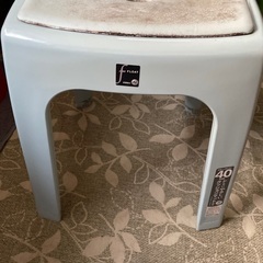 中古お風呂椅子の画像