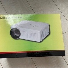 mini LED projector