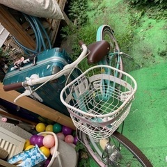 子ども自転車　サビあり　後輪パンク