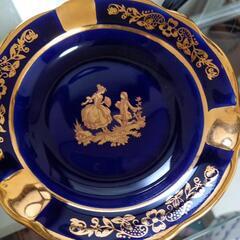 リモージュ　金彩　濃紺の灰皿の画像