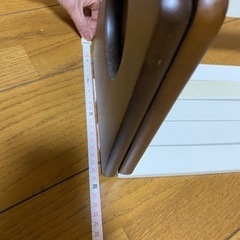 机の上に置く本棚の画像