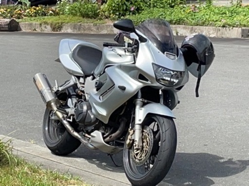 VTR1000F  オーリンズ他カスタム多数