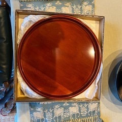 萩焼き　塗り物　ミントンのお皿の画像