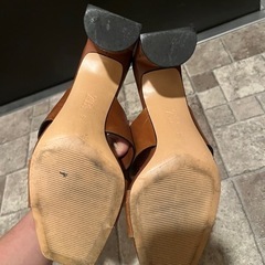 ZARA サンダル　の画像