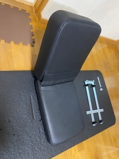 ハイエース　センターシート　二点式シートベルト付