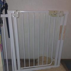 ベビーゲートの画像
