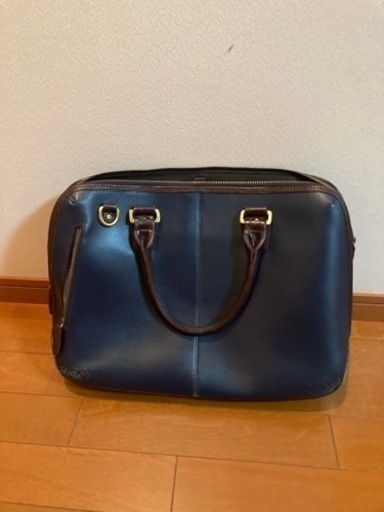 ビジネスバック　本革