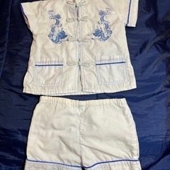 キッズサイズのチャイナ服
