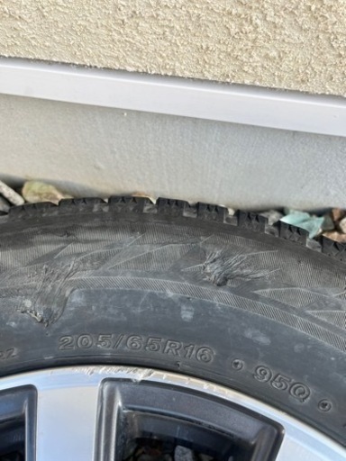 受渡予定者決定⭐︎ブリヂストン  ブリザック　VRX2 205/65R16 4本※1本傷あり