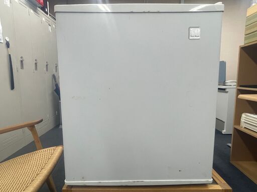 ◆サンルック◆1枚トビラ冷蔵庫◆SR-R4802◆48L◆2016年製◆小型冷蔵庫/ペルチェ式/SunRuck/ホワイト
