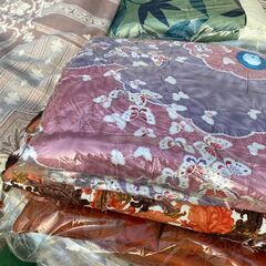 布団　毛布　寝具　座布団　【持っていき放題】