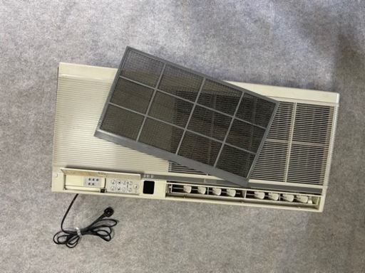 窓枠　エアコン