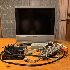 AQUOS 2005年製　14型