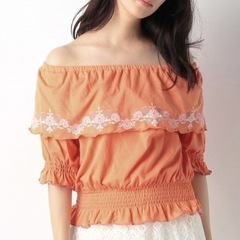 新品未使用　イーハイフンワールドギャラリー フラワープリントオフ...