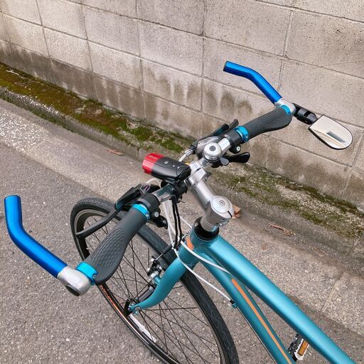 値下げ秋のサイクリングに女性にピッタリ！クロスバイク