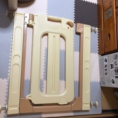 ベビーゲートです