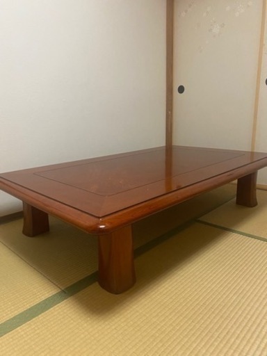 座卓　脚は取り外し可能です。