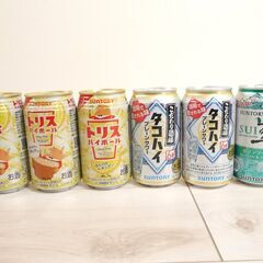 【値下げ5000円→4700円】お酒　まとめ売り　グラス付き（缶ビール　ワイン　ウイスキー　ハイボール　缶チューハイ　など）の画像