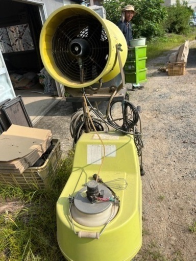 丸山製作所 LVM752 フレッシュハウサー 少量散布機 【200V】