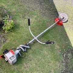 刈り払い機　ビーバー　草刈機