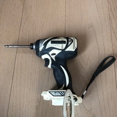 【お取引中】日立工機　インパクトドライバー　本体のみの画像