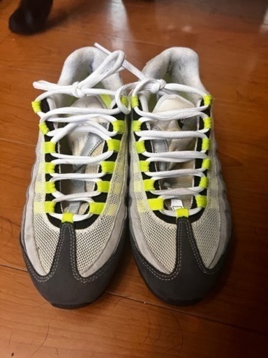 ナイキ エアーマックス95  人気のイエローグラデ✨