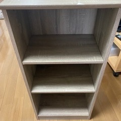 カラーボックス　木目調