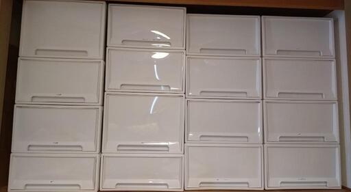 押入れ一面収納fits　衣装ケース