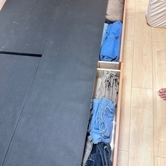 収納付きベットフレーム の画像