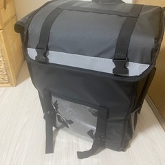 デリバリー用リュック　フードデリバリー　uber
