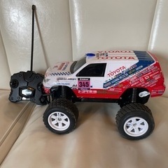ラジコン　トヨタ ランドクルーザー200