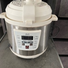 無料でお譲りします。家庭用マイコン電気圧力鍋 